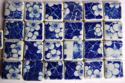 Mosaikfliesen mit Muster 2,5x2,5x0,5cm 30 St. 220 g.