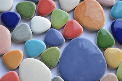 Pebbles Mosaiksteine aus Keramik Buntmix 300g. -ca. 60 St.