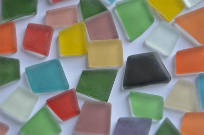 Mosaiksteine unregelm. Frost bunt 100g ca. 40St. Mosaiksteine unregelm. Frost bunt 100g ca. 40St.