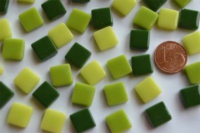 Fantasy Mosaiksteine 1x1cm Grünmix 200g. ca.200 St.