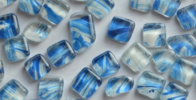 Glas Mosaiksteine unregelm. Muster blau 100g ca. 60St. Glas Mosaiksteine unregelm. Muster blau 100g ca. 60St.