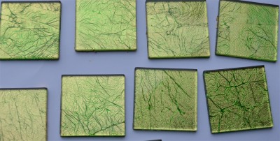 Glas Mosaiksteine Softglas 5x5cm Blattstruktur grün 1 St. ca24g Glas Mosaiksteine Softglas 5x5cm Blattstruktur grün 1 St. ca24g