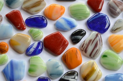 Glas Mosaiksteine unreg. marmoriert bunt frostsicher 300g ca50St Glas Mosaiksteine unreg. marmoriert bunt frostsicher 300g ca50St