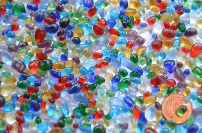 Deko Mosaiksteine Glaskiesel 3-10mm glänzend bunt 100g ca700St.