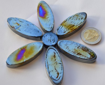 1 Blütenset schwarz/anthrazit irisierend 7 St. Glassteine ca.90g