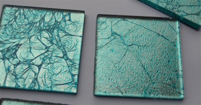 Glas Mosaiksteine Softglas 5x5cm Blattstruktur blau 1 St. ca24g Glas Mosaiksteine Softglas 5x5cm Blattstruktur blau 1 St. ca24g