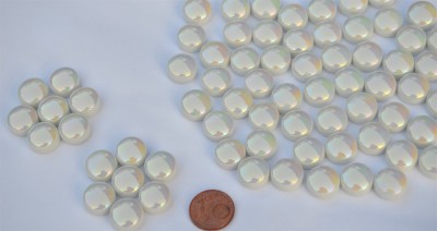 Mosaiksteine irisierend rund 12mm weiß Stärke 6mm 50g, ca. 32St.