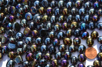 Glasnuggets 10-12mm schwarz opak irisierend, NICHT transp. 70g, ca50St.