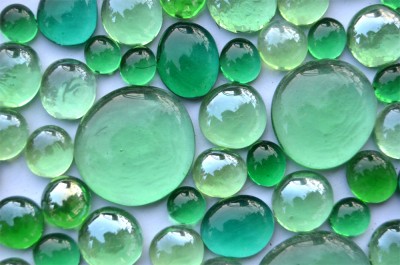 Glasnuggets Grünmix, 4 versch. Größen 10-33mm 430g ca.126St.