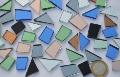 Spiegel- Mosaiksteine Formen-Mix 15-35mm bunt 120g, ca. 48 St. Spiegel- Mosaiksteine Formen-Mix 15-35mm bunt 120g, ca. 48 St.