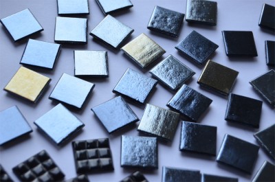 Glas Mosaiksteine schwarz hochglänzend 2x2 cm 50 St.- ca. 145g