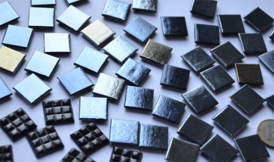 Glas Mosaiksteine schwarz hochglänzend 2x2 cm 50 St.- ca. 145g