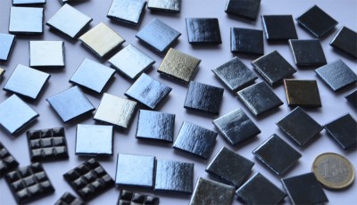 Glas Mosaiksteine schwarz hochglänzend 2x2 cm 50 St.- ca. 145g