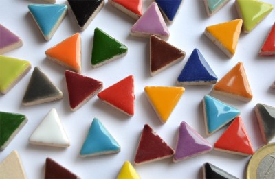 Mosaiksteine dreieckig Seitenlänge ca. 14 mm bunt 50g ca.50 St. Mosaiksteine dreieckig Seitenlänge ca. 14 mm bunt 50g ca.50 St.