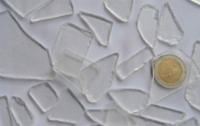 Restglas klar strukturiert ca. 1-7cm, 500 Gramm, ca. 100 St. Restglas klar strukturiert ca. 1-7cm, 500 Gramm, ca. 100 St.