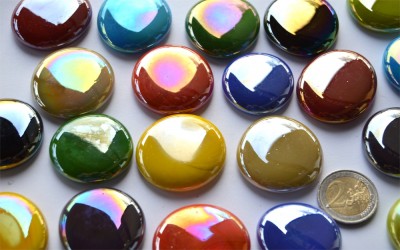 Dekosteine 32-37mm bunt opak hochglänz/irisie. XL 200g, ca10-12St