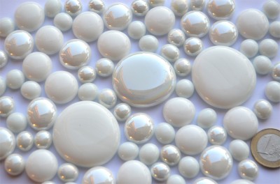 Glasnuggets weiß Mix opak in 3 Größen 10-44 mm, 230g, ca. 75 St.