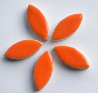 Mosaiksteine Blattform ca. 2,5cm lang Keramik orange 5 St.- ca. 9g