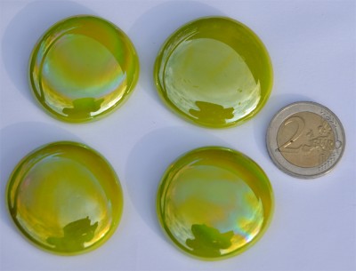 Glasnuggets XL 32-37mm hellgrün opak hochglänz/irisierend 4St.ca.70g.