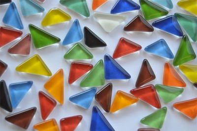 Soft-Glas Mosaiksteine dreieckig bunt 400g ca. 200 St.