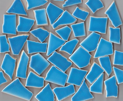 Bruchmosaik Lichtblau, 400 g.- ca. 40-50 St.
