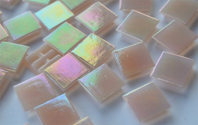 Glas Mosaiksteine schimmernd rosa 1,5x1,5cm 100 St.- ca. 145g Glas Mosaiksteine schimmernd rosa 1,5x1,5cm 100 St.- ca. 145g