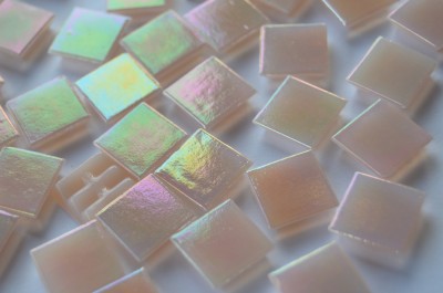 Glas Mosaiksteine schimmernd rosa 1,5x1,5cm 100 St.- ca. 145g