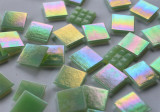 Glas Mosaiksteine schimmernd 2x2 cm hellgrün 50 St.- ca. 145g