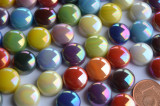 Mosaiksteine irisierend rund 12mm bunt Stärke 6mm 50g, ca. 32St. Mosaiksteine irisierend rund 12mm bunt Stärke 6mm 50g, ca. 32St.