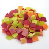 Tiffany Glas gelb-rot mix 1x1cm 200g. ca. 300 St. Tiffany Glas gelb-rot mix 1x1cm 200g. ca. 300 St.