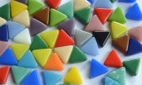 Mini Mosaiksteine dreieckig Seitenlänge 1cm bunt 30g ca.55 Stück