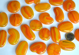 Deko Glas Pebbles gelb-orange gemustert 4-5 cm 4 St.- ca. 70g Deko Glas Pebbles gelb-orange gemustert 4-5 cm 4 St.- ca. 70g