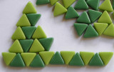 Mini Mosaiksteine dreieckig Seitenlänge 1cm Grünmix 30g ca.55 St Mini Mosaiksteine dreieckig Seitenlänge 1cm Grünmix 30g ca.55 St