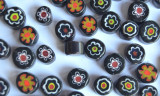 Millefiori Glas Mosaiksteine rund schwarz 7-15mm 30g ca.25-30St. Millefiori Glas Mosaiksteine rund schwarz 7-15mm 30g ca.25-30St.