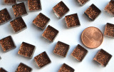 Mosaiksteine Glitzer braun 1x1cm 100 St.- ca. 85g Mosaiksteine Glitzer braun 1x1cm 100 St.- ca. 85g