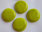 Dekosteine XL 32-37mm hellgrün opak nicht transparent 4 Stück ca. 70g.