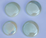 Glasnuggets XL 32-37mm weiß opak hochglänzend/irisierend 4 St.ca.70g. Glasnuggets XL 32-37mm weiß opak hochglänzend/irisierend 4 St.ca.70g.