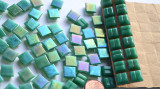 Mosaiksteine dunkelgrün Regenbogenschimmer 1x1cm, 64 St-ca.40g Mosaiksteine dunkelgrün Regenbogenschimmer 1x1cm, 64 St-ca.40g
