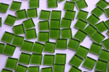 Glas Mosaiksteine (Soft-Glas) dubkelgrün 2x2 cm 200g, ca. 50 St. Glas Mosaiksteine (Soft-Glas) dubkelgrün 2x2 cm 200g, ca. 50 St.