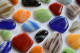Glas Mosaiksteine unreg. marmoriert bunt frostsicher 300g ca50St