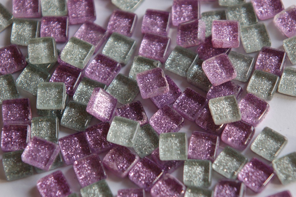 Shop Fur Mosaikfliesen Bruchmosaik Mini Mosaiksteine Mosaik Bastelbedarf Und Orientalische Fliesen Mini Mosaikfliesen Glitter Mix Lila Silbergrau1x1cm 100 St Ca85g Glasfliesen 1x1 Cm Mix Lila Silbergrau Mit Glitzer