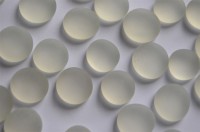 Glasnuggets Frost 15-19mm Deko Mosaiksteine weiß 100g ca. 20St.