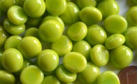 Glasnuggets 10-12mm hellgrün opak, NICHT transp. 70g ca. 50 St. Glasnuggets 10-12mm hellgrün opak, NICHT transp. 70g ca. 50 St.